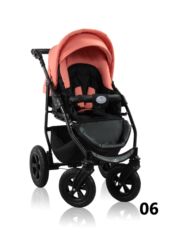 Simple - a stroller with pumped wheels