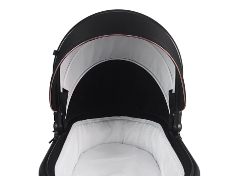 Celia Premium - a pram with an easy-to-wash interior