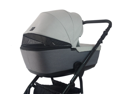 Lars - a pram with an extended hood and ventilation