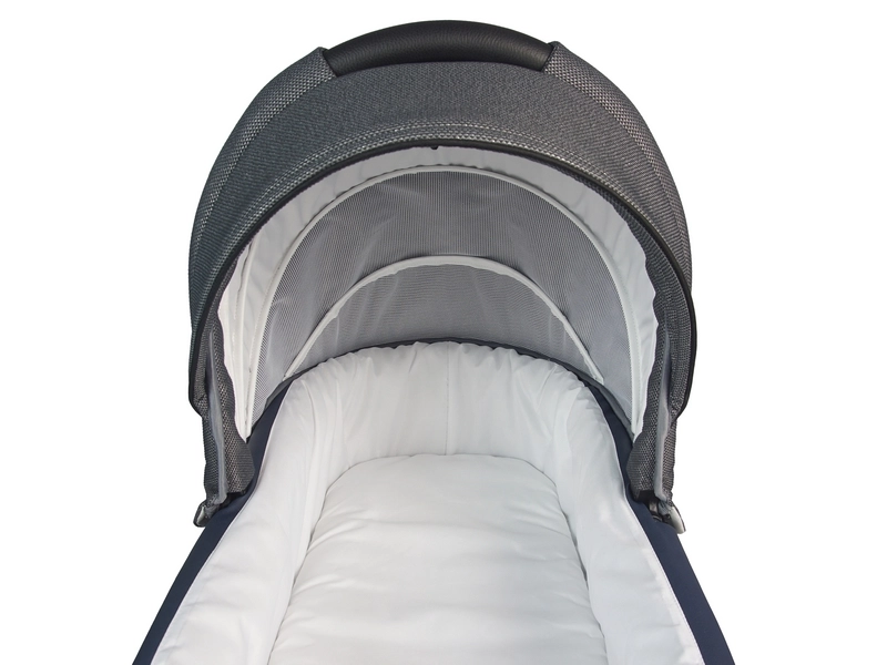 Mio - the interior of the pram carrycot